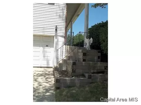 17 Amherst, Springfield, IL 62702 photo 2