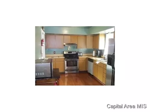 17 Amherst, Springfield, IL 62702 photo 6