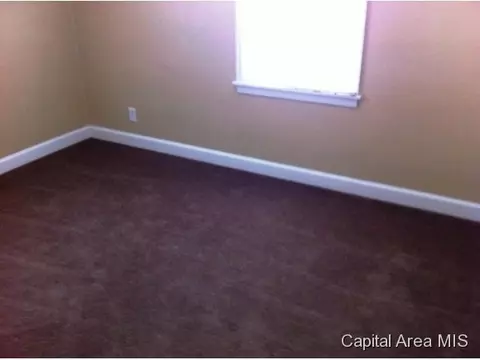 2632 S 4th St, Springfield, IL 62703 photo 6