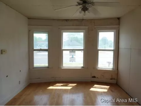 1145 N Walnut, Springfield, IL 62702 photo 5