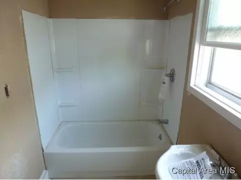 1145 N Walnut, Springfield, IL 62702 photo 10