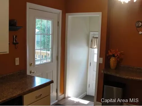 2541 Sandgate Rd, Springfield, IL 62702 photo 6