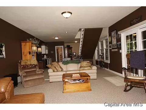 2708 Newcastle, Springfield, IL 62711 photo 20
