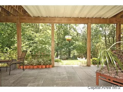 2708 Newcastle, Springfield, IL 62711 photo 23