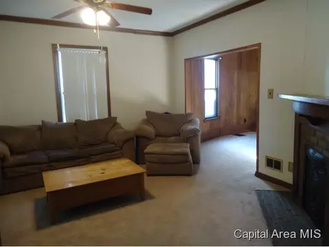 927 W Calhoun, Springfield, IL 62702 photo 4