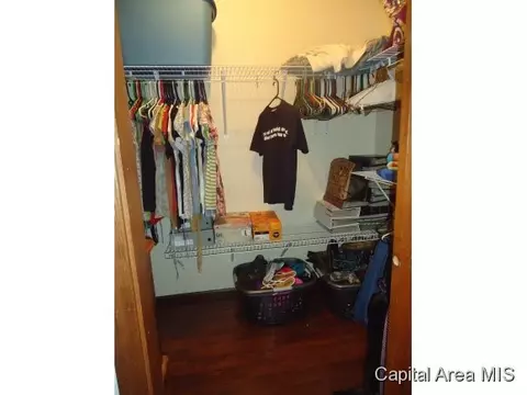 927 W Calhoun, Springfield, IL 62702 photo 8