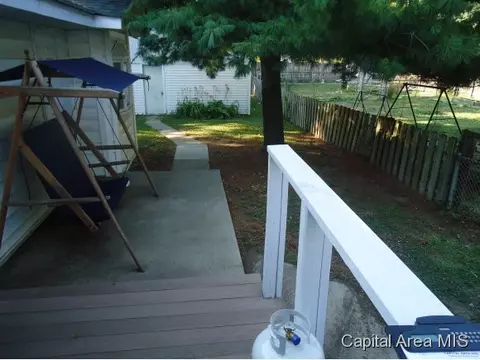 927 W Calhoun, Springfield, IL 62702 photo 11