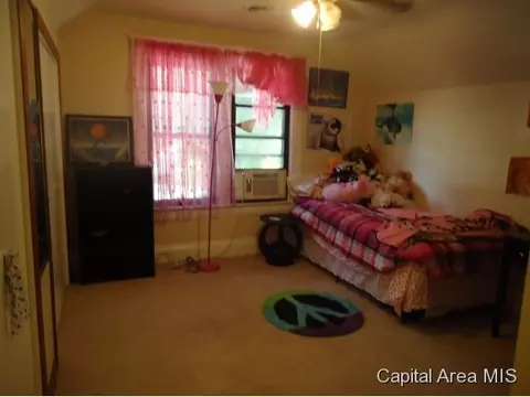 927 W Calhoun, Springfield, IL 62702 photo 10