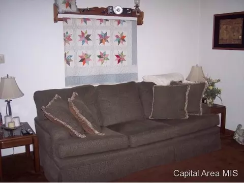 2620 E Kys, Springfield, IL 62702 photo 8