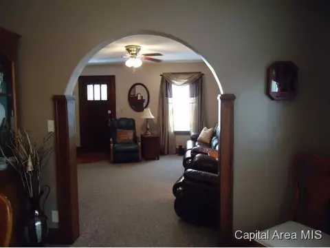 2441 S 6th, Springfield, IL 62703 photo 7