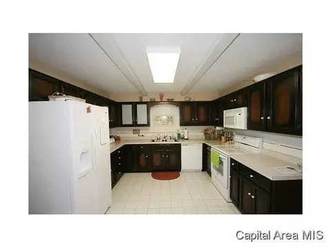 2717 Interlacken, Springfield, IL 62704 photo 8