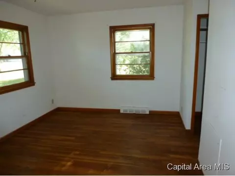 357 E North, Niantic, IL 62551 photo 9