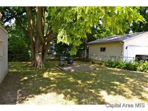 3021 Thayer, Springfield, IL 62704 photo 9