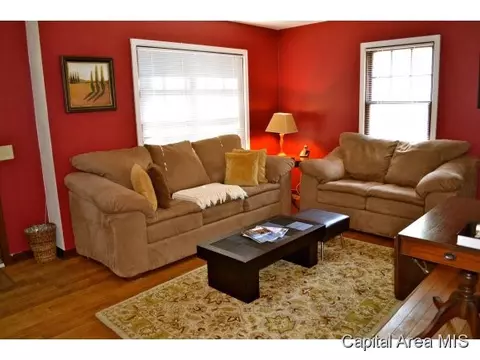 3021 Thayer, Springfield, IL 62704 photo 2