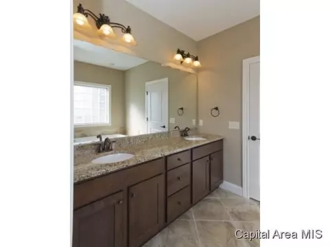 5813 Hedley Rd, Springfield, IL 62711 photo 13