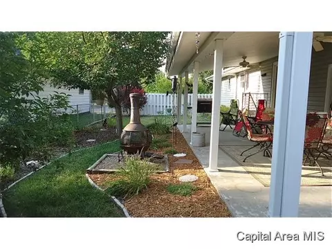 2069 Faringdon, Springfield, IL 62702 photo 18