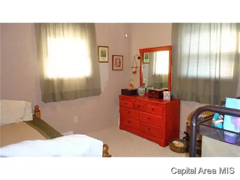 2069 Faringdon, Springfield, IL 62702 photo 11