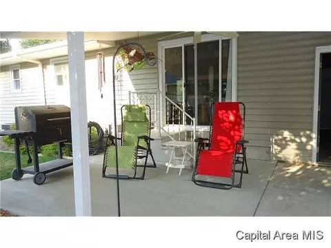 2069 Faringdon, Springfield, IL 62702 photo 19