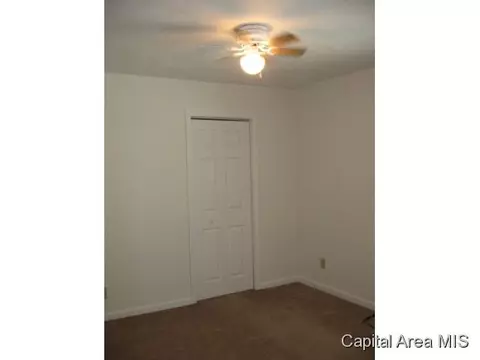 2431 S 10th, Springfield, IL 62703 photo 6