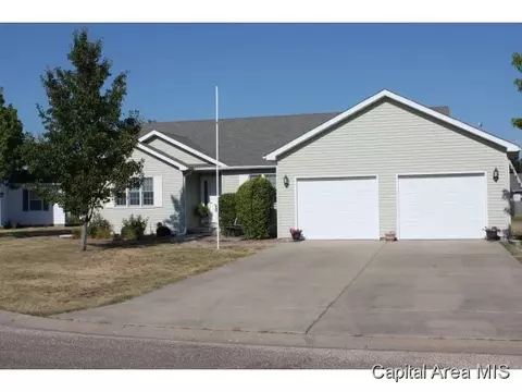 802 N Bitterroot, Athens, IL 62613 photo 1