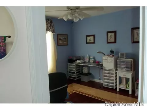 2810 Dryden, Springfield, IL 62711 photo 9