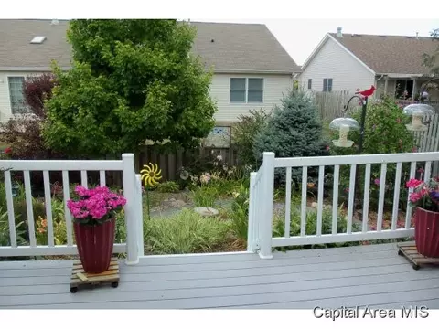 2810 Dryden, Springfield, IL 62711 photo 2