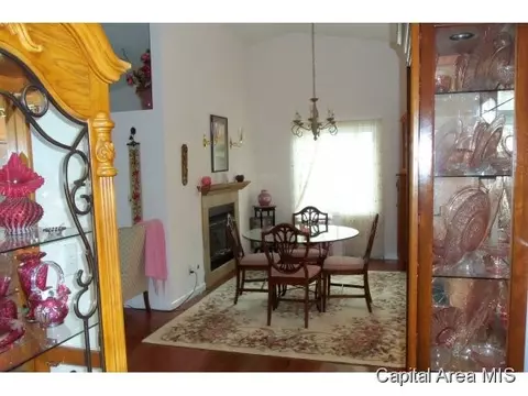 2810 Dryden, Springfield, IL 62711 photo 4