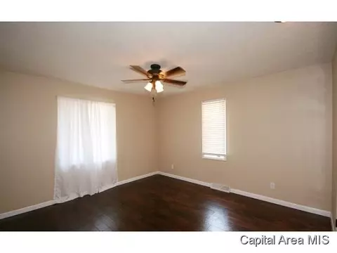 3326 S Park Avenue Ct, Springfield, IL 62704 photo 9