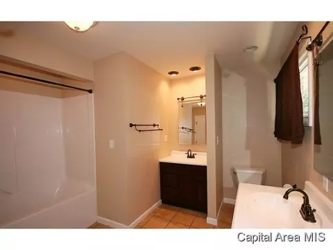 3326 S Park Avenue Ct, Springfield, IL 62704 photo 13