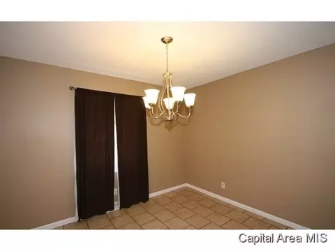3326 S Park Avenue Ct, Springfield, IL 62704 photo 8