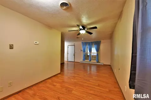 1817 Hastings Rd, Springfield, IL 62702 photo 5