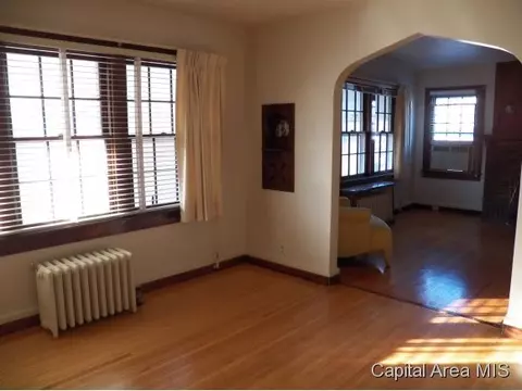 416 Broad Pl, Springfield, IL 62703 photo 3