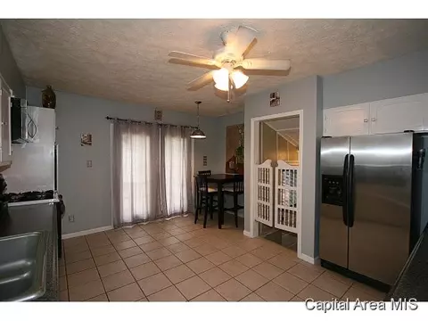 2029 Lowell, Springfield, IL 62704 photo 7