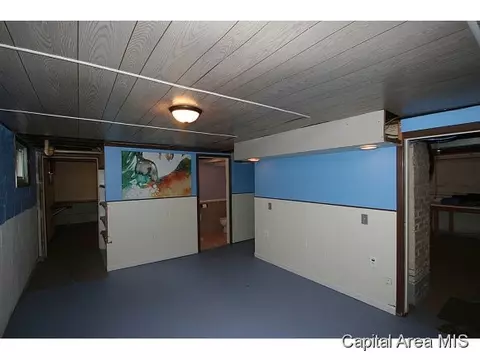 2029 Lowell, Springfield, IL 62704 photo 17