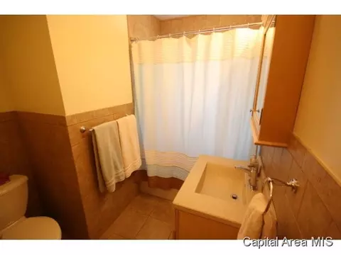 2216 S 10th, Springfield, IL 62703 photo 10