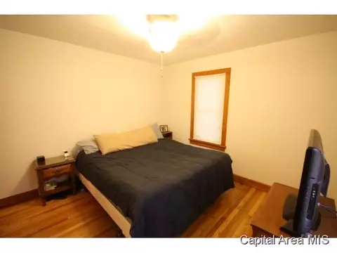 2216 S 10th, Springfield, IL 62703 photo 13