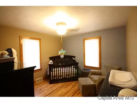 2216 S 10th, Springfield, IL 62703 photo 16