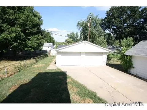 2216 S 10th, Springfield, IL 62703 photo 24