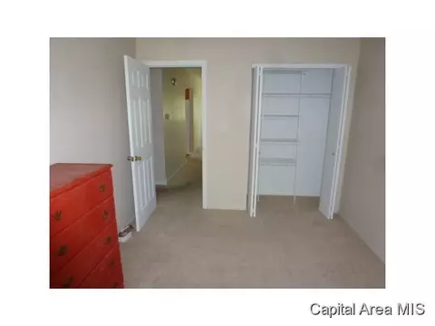 2704 Mead Dr, Springfield, IL 62707 photo 12
