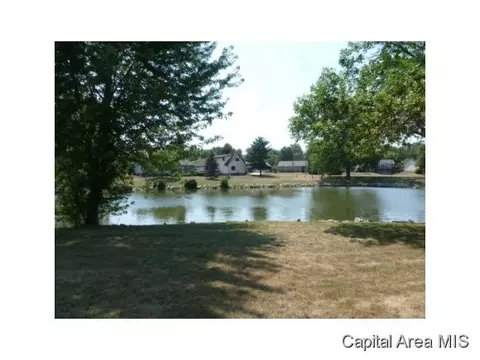 2704 Mead Dr, Springfield, IL 62707 photo 3