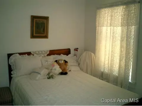 2441 Yale Blvd, Springfield, IL 62703 photo 6