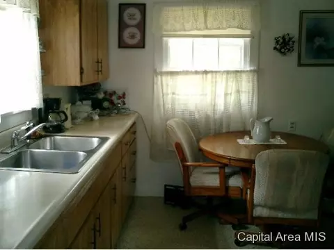 2441 Yale Blvd, Springfield, IL 62703 photo 12