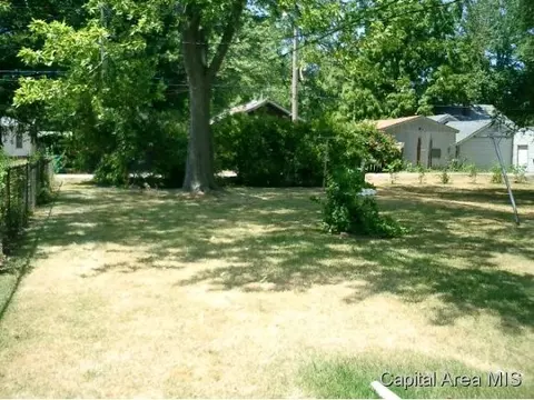 2441 Yale Blvd, Springfield, IL 62703 photo 9