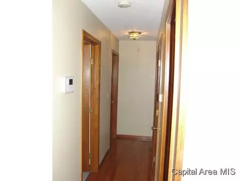 100 Walnut Valley Dr, Springfield, IL 62707 photo 10