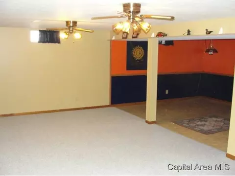 100 Walnut Valley Dr, Springfield, IL 62707 photo 20