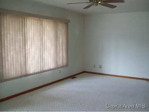 1931 N 9th, Springfield, IL 62702 photo 5