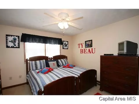 3105 Widbey Ct, Springfield, IL 62704 photo 9
