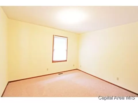 5212 Carlton, Springfield, IL 62703 photo 9