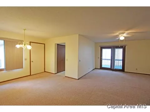 5212 Carlton, Springfield, IL 62703 photo 7