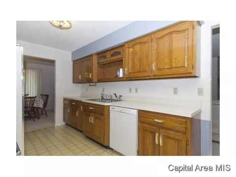 2525 Argonne Ave, Springfield, IL 62704 photo 7